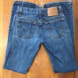 EUC LEVI’S  CLASSIC SEE measurements below